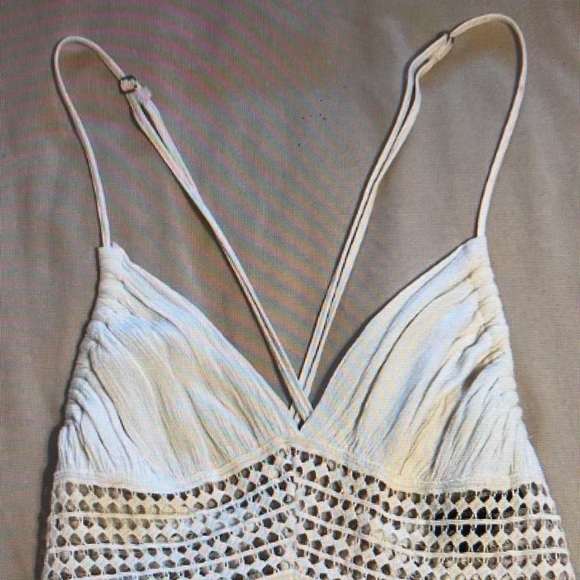 White Women’s dress - Picture 2 of 4